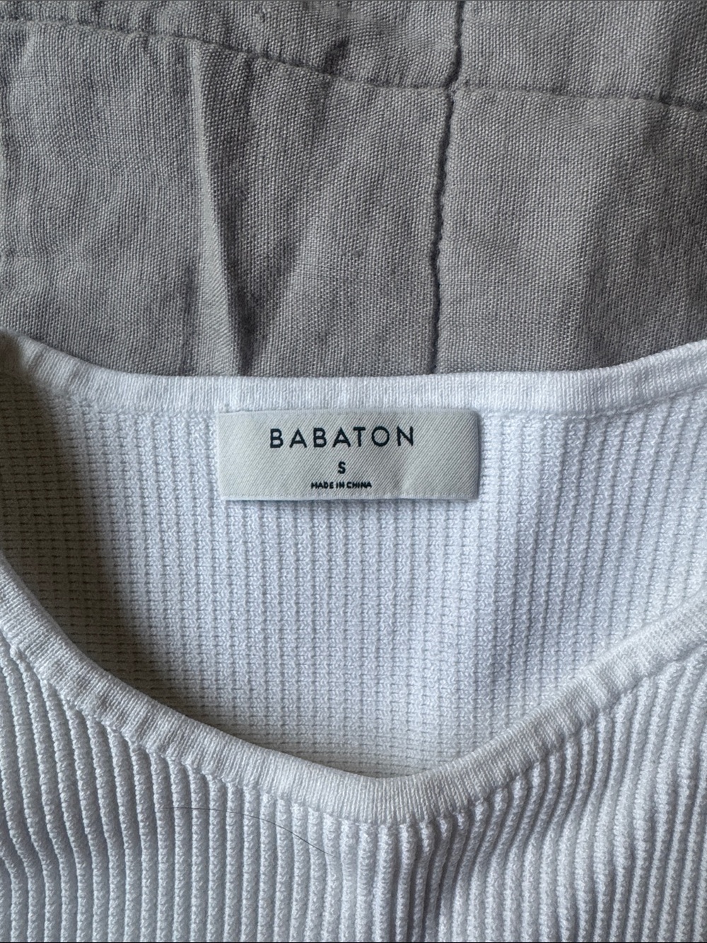Babaton White Ribbed Tank Top - Picture 2 of 4